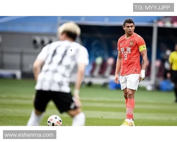 最抠门的足球明星揭秘他们如何在奢华生活中省钱的秘密与故事